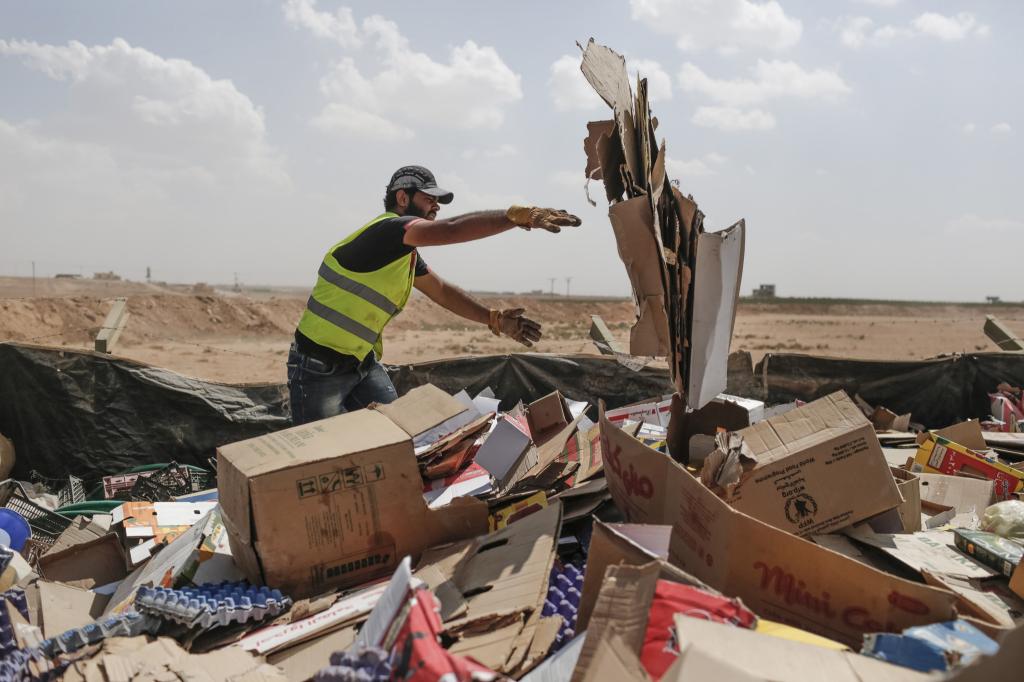 van-afval-naar-werk-in-jordanie-2.jpg